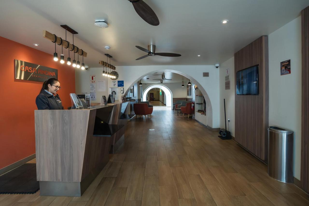 Casa Andina Standard Trujillo Plaza Hotel Exterior photo
